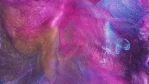 Glitzernde Flüssigkeit Spritzt Tintenwasser Mischen Fantasiewolken Rosa Blau Orange Farbe — Stockvideo