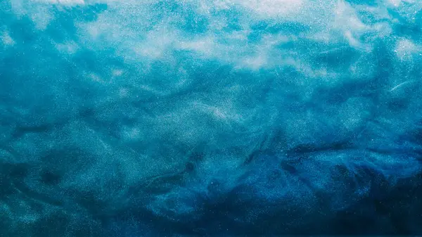 Glitzerwolken Tintenwasser Spritzt Farbfluss Fantasiehimmel Blaue Farbe Rauch Glänzende Partikel — Stockfoto
