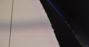 Çökme ekranı. Arıza etkisi. Hasar şeritli siyah cam ölü bölge. Elektronik demo ekipmanlarının grunge tahıl yüzey dokusunu üstüste koy.