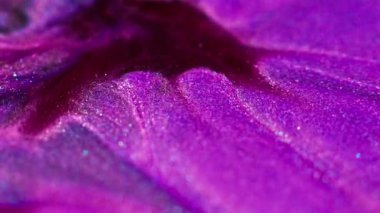 Parıldayan dalga. Neon sıvısı. Bulanık, pembe, mavi, ışıl ışıl, ışıl, boya karışımı büyüleyici, soyut sanat arkaplanı yayıyor..