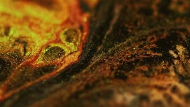 Patlama volkanı. Sıcak erimiş kaya. Panoramik tasarım. Soyut desenli koyu kırmızı turuncu sarı. Alevli duman, yanan ışık..