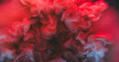 Parıldayan sis. Mürekkep bulutu. Canlı sıçrama sıvısı. Buhar kırmızı gri renk, parlak dalga, soyut bulanıklık, boya, su arkaplan dokusunu çözer..