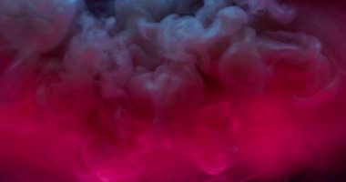 Boya patlaması. Sis girdabı. Pembe gri pigment şekilli sualtı dalgası. Parlayan neon çözünmüş sanat soyut su arkaplanı.
