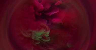 Duman bükme. Boya sıçraması. Mistik renkli su boyası akışı. Mor kırmızı yeşil duvak sıvı soyut arkaplan yüzey yuvarlak portal şekli.