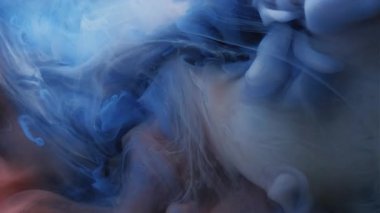 Dumanı karıştır. Boyayla boyanmış. Çok renkli sisli boya sıvı dalga sanatsal dokusu. Pigment sıvısı buhar patlaması soyut arkaplan.