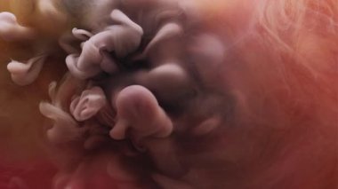 Buhar girdabı. Sis sıçraması. Soyut sanat arka planında yüzen su akışkan duman dokusunda çözünmüş mor pembe renk boya..