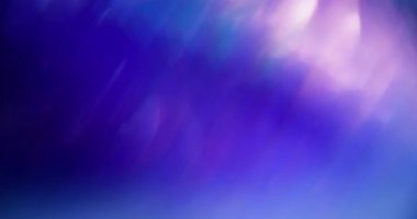 Holografik gökkuşağı. Odaklanamayan parıltı ışığı. Çekici mavi renkli sıvı mercek fişeği soyut bokeh etkisi modern arkaplan üzerinde hareket ediyor.