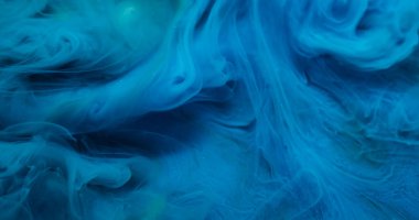 Parıltı buharı. Suyu boya. Odaklanmamış mavi mor renkli ruhani girdap, soyut sanat arka planında yüzen kimyasal sıvı..