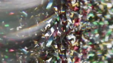 Bulanık soyut akış. Harika bir dönüş. Çok renkli, ışıl ışıl yeşil parçacıklar. Işıl ışıl mercek alevi. Sanat Bokeh hafif modern arka plan..