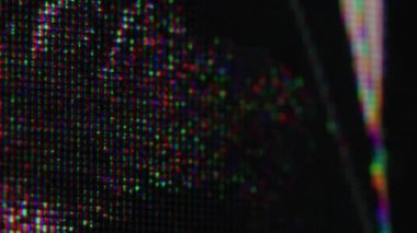Analog parazit. Arıza bozulması. Işıldayan grunge sıvısı, kırık piksel LCD ekranı hücrelerini doldurur. Çatlak cam ekran gökkuşağı efekti.