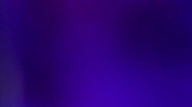 Bulanık renk difüzyonu. Yanardöner renk tonları. Rüya gibi atmosferik karışım arka planı. Yön değiştiren ışın ışıltısı. Aydınlatma karartıcı alanlar.