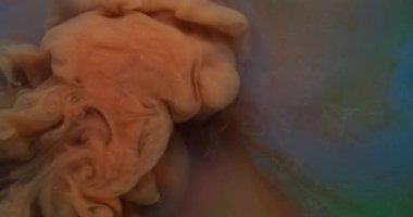 Sis dokusu. Mürekkep suyu. Bulanık turuncu mor renk duman kimyasal madde soyut sanat arka planında yüzen sıvı dalga.