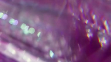 Sızdıran yansıma. Görüntü soyut kıvılcım. Odaklanmamış pembe renkli lens sanat arkaplanında parıldayan parlak ışık..