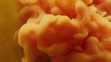 Sis buharı. Soyut mürekkep dalgası. Odaklanmamış turuncu renkli boya sıvı ruhani sıçrama soyut sanat eserlerinin yaratıcı arka planında.