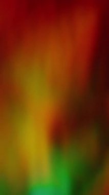 Dikey video. Bulanık hologram yansıması. Kristal işaret fişeği sızıntısı. Odaklanamayan çok renkli yeşil ışınlar gökkuşağı rengini titretir soyut sanat ışığı arka planında gradyan ışın lenslerini titretir.