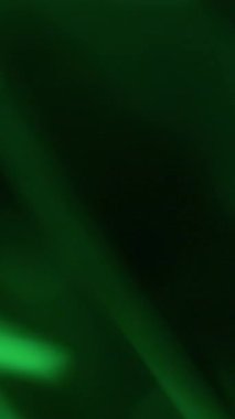 Dikey video. Görüntü pırıltısı. Rengi değişiyor. Spektral taşkınlıklar. Pürüzsüz dalgalanma parlaklığı. Sakinlik farklı bir tonu yansıtır. Değiştirilebilir titreşen arkaplan.