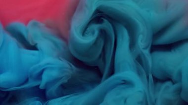 Sis dalgası. Sıvı doku. Odaklanmamış mavi pembe duman suyu parlak akrilik madde kimyasal mürekkep soyut arkaplanda yüzüyor.