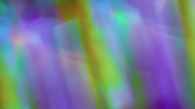 Odaklanamayan optik. Göz kamaştırıcı soyutlama. Bulanık ışık arka planında çok renkli mor yanıp sönen mercek yanıp sönen ışık hareketi.