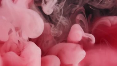 Bulut dalgası. Boya buharı. Soyut karanlık sanat arka planına yayılan sönük pembe renkli sisli sıvı ruhani sis dumanı..