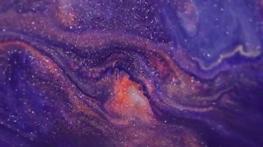 Akrilik yayılmış. Parlak bulanık boya. Turuncu mor lav emülsiyon karışımı renk. Odaklanamayan mor soyut arkaplan üzerine girdap akışı.