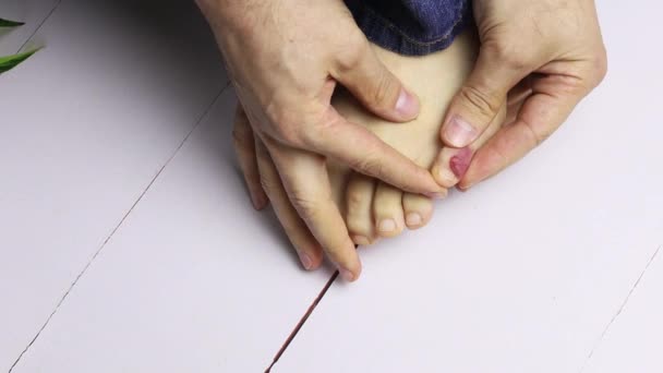 Sepatu Berkerut Menyebabkan Lecet Darah — Stok Video