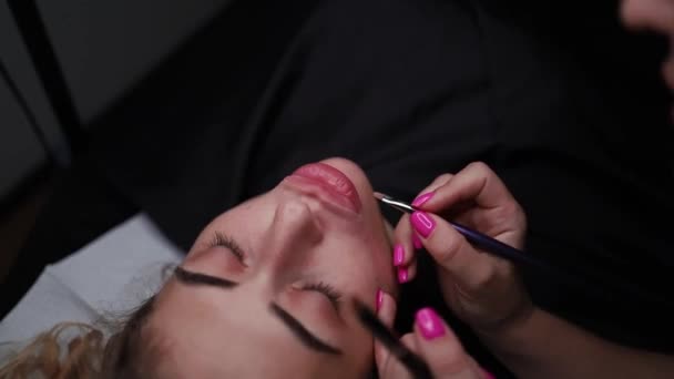 Préparation Contour Des Lèvres Pour Maquillage Permanent Application Crème Teintée — Video