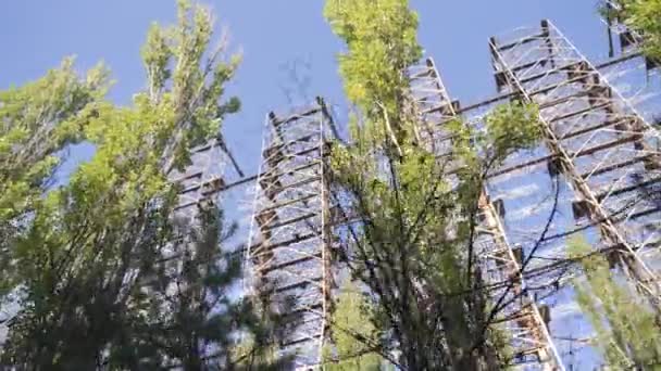 Visa Dock Träd Duga Horizon Radarsystem Tjernobyl Exclusion Zone Ukraina — Stockvideo