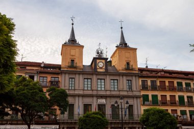 İspanya, Segovia 'nın tarihi merkezinin manzarası. Yüksek kalite fotoğraf