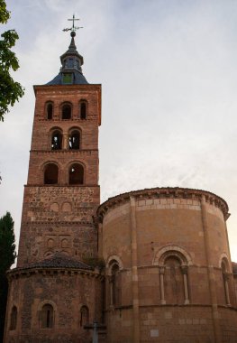 İspanya, Segovia 'nın tarihi merkezinin manzarası. Yüksek kalite fotoğraf