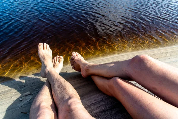 Legs Man Woman River Reddish Water Background Guaibim Beach City — Fotografia de Stock