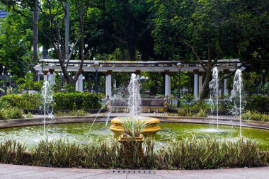 Salvador, Bahia, Brezilya - 29 Ekim 2022: Salvador şehrinde Praca 2 de Julho olarak da bilinen Largo do Campo Grande Çeşmesi.