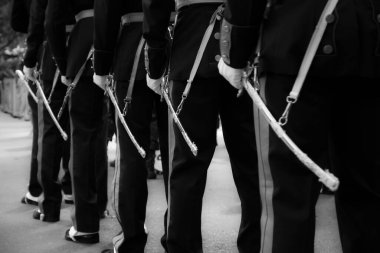 Salvador, Bahia, Brezilya - 07 Eylül 2016: Bahia Askeri Polisi, Brezilya 'nın Bahia kentinde düzenlenen Bağımsızlık Günü' nde kılıçlarla geçit töreni düzenledi.