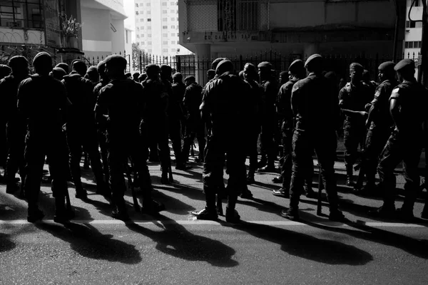 Salvador Bahia Brazil September 2016 Βραζιλιάνοι Στρατιώτες Που Στέκονται Κάτω — Φωτογραφία Αρχείου