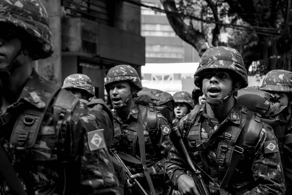 Salvador Bahia Brazilië September 2016 Jonge Soldaten Marcheren Braziliaanse Onafhankelijkheidsdag — Stockfoto