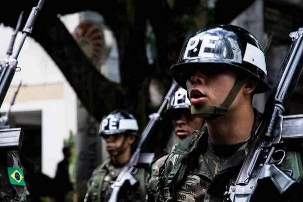 Salvador Bahia Brasilien September 2016 Soldaten Der Armee Marschieren Mit — Stockfoto