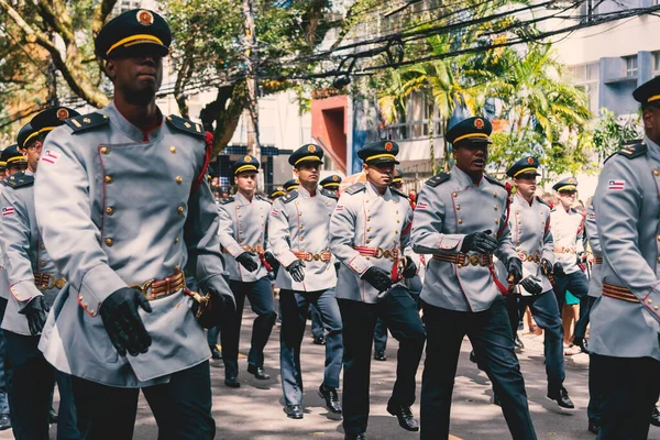 ブラジルのバヒア州サルバドール 2022年9月7日 バヒア軍警察官がブラジル独立記念日パレード中に行進しています バヒア サルバドール市 — ストック写真