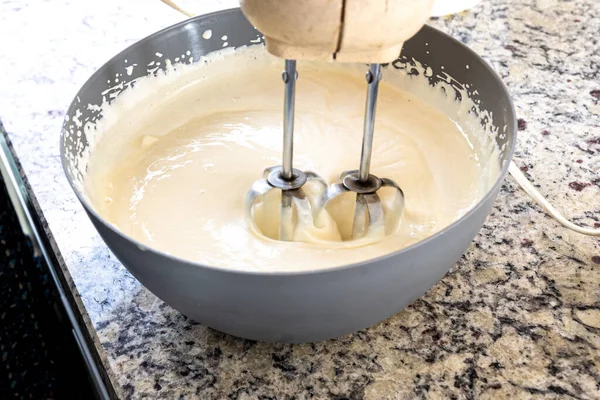 Miscelatore Elettrico Utilizzato Preparare Ingredienti Cheesecake Gastronomia Familiare — Foto Stock