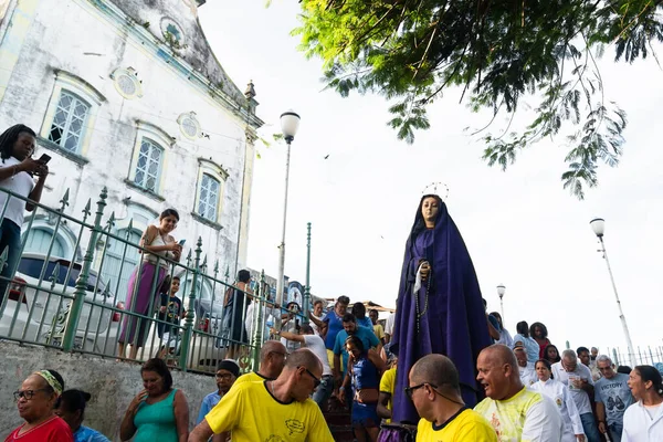 Salvador Bahía Brasil Abril 2023 Los Católicos Llevan Estatua María — Foto de Stock