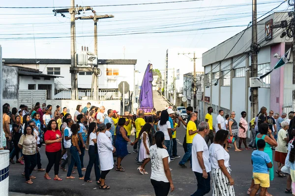 Salvador Bahia Brasil Abril 2023 Centenas Fiéis Católicos Carregam Estátua — Fotografia de Stock