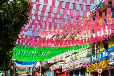 Valenca, Bahia, Brezilya - 24 Haziran 2022: Valenca, Bahia 'daki Festa Junina de Sao Joao için dekorasyon.