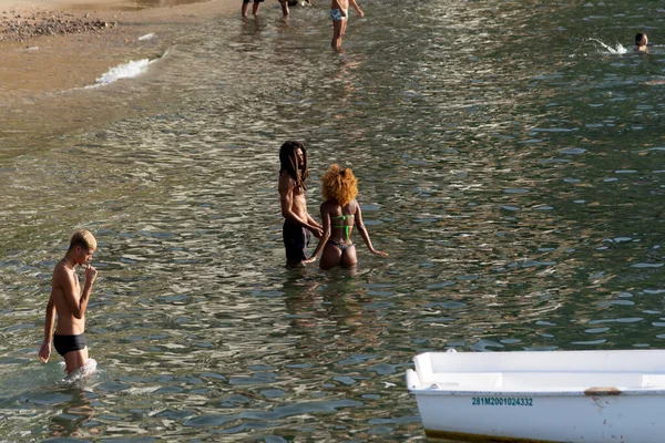 Salvador Bahia Brazilië Januari 2022 Men Ziet Mensen Zwemmen Zee — Stockfoto
