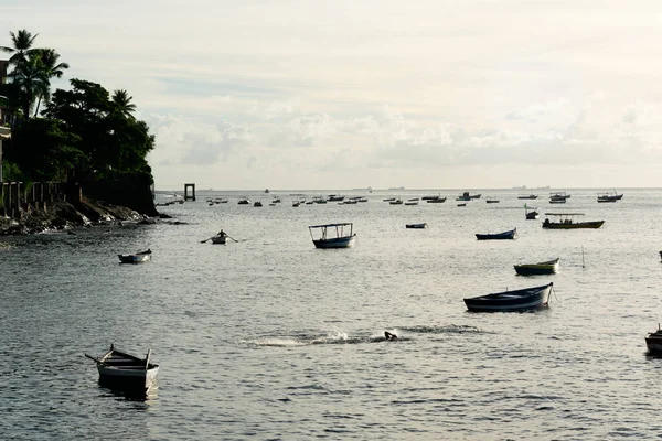 Salvador Bahia Brasile Gennaio 2022 Silhouette Barche Mare Contro Tramonto — Foto Stock