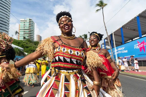 Salvador Bahia Brasil Fevereiro 2023 Membros Grupo Afro Tradicional Vestidos — Fotografia de Stock