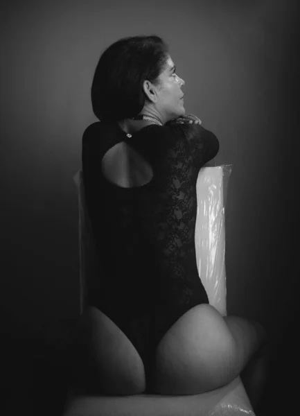 Black White Portrait Sensual Brunette Showing Ass Sexy Pose Dark — Zdjęcie stockowe