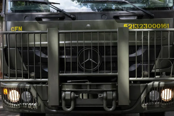 Сальвадор Баїя Бразилія Вересня 2023 Фронт Вантажівок Mercedes Залізними Поручнями — стокове фото
