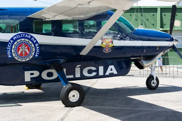 Salvador, Bahia, Brezilya - 11 Kasım 2014: Bahia askeri polis PR-IPM graer uçağı Salvador, Bahia kentindeki Brezilya hava üssünde durdu.