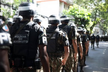 Salvador, Bahia, Brezilya - 07 Eylül 2023: Brezilya 'nın Bahia kentindeki Bağımsızlık Günü geçit töreninde askeri polis askerleri görüldü.