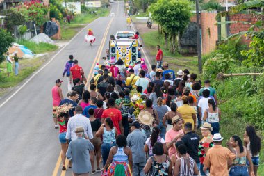 Valenca, Bahia, Brezilya - 28 Haziran 2022: Levada do Mastro kültürel etkinliği Valenca, Bahia 'daki Aziz Peter' a saygılarını sunmak için.