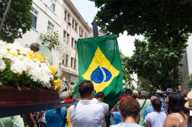 Salvador; Bahia; Brezilya - 08 Aralık 2022: Conceicao da Praia Leydisi onuruna Bahia, Salvador 'da Katolik geçit töreni.