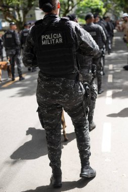 Salvador, Bahia, Brezilya - 07 Eylül 2023: Brezilya 'nın Bahia kentindeki Bağımsızlık Günü geçit töreninde askeri polis askerleri görüldü.